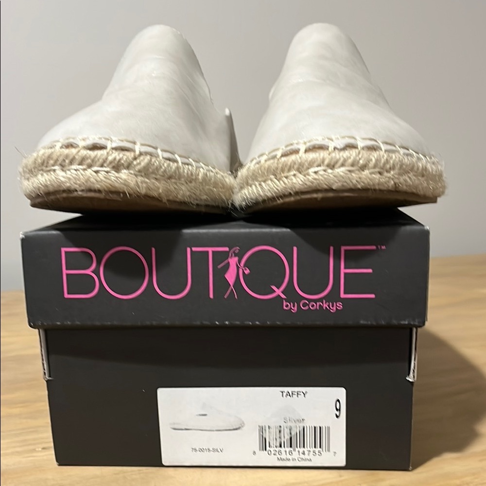Boutique by Corky’s Women's Gray Espadrille Shoes Sz 9